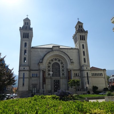 10 atracții turistice de top din Grenoble și excursii ușoare de o zi