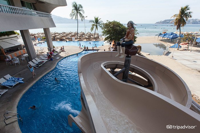Krystal Beach Acapulco Pool Pictures & Reviews - Tripadvisor