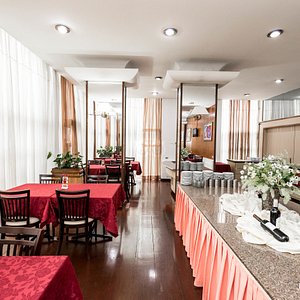 Restaurant at the Caravelle Palace Hotel