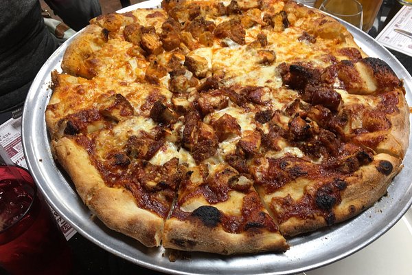 Papa's Pizza, Milford, CT Pizza Review. Best of Milford for many years! 