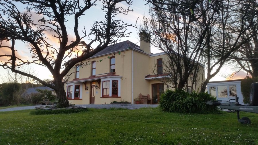 The House Bed and Breakfast and restaurant