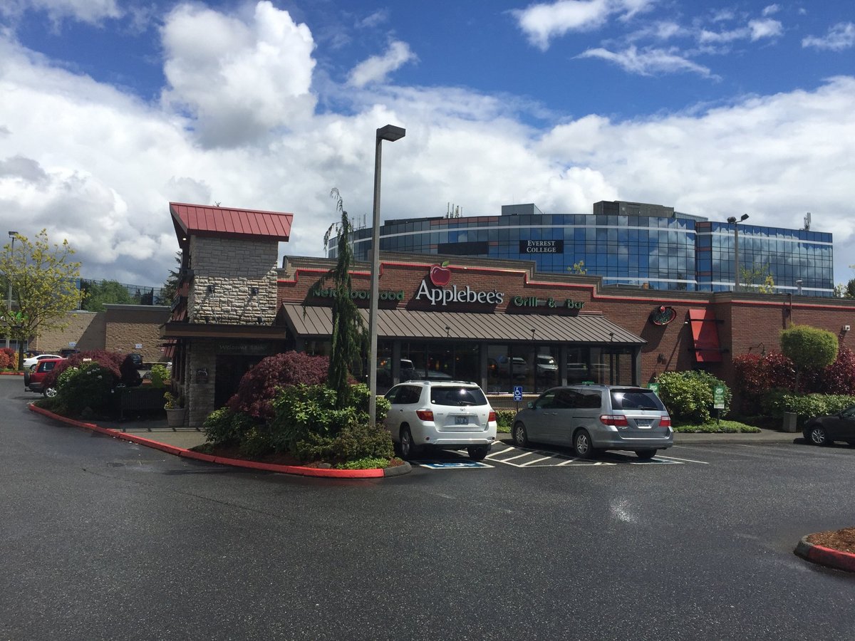 Applebees Everett Mall Way