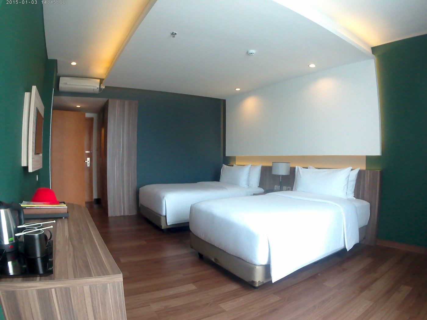 Swimming Pool di Geary Hotel Bandung