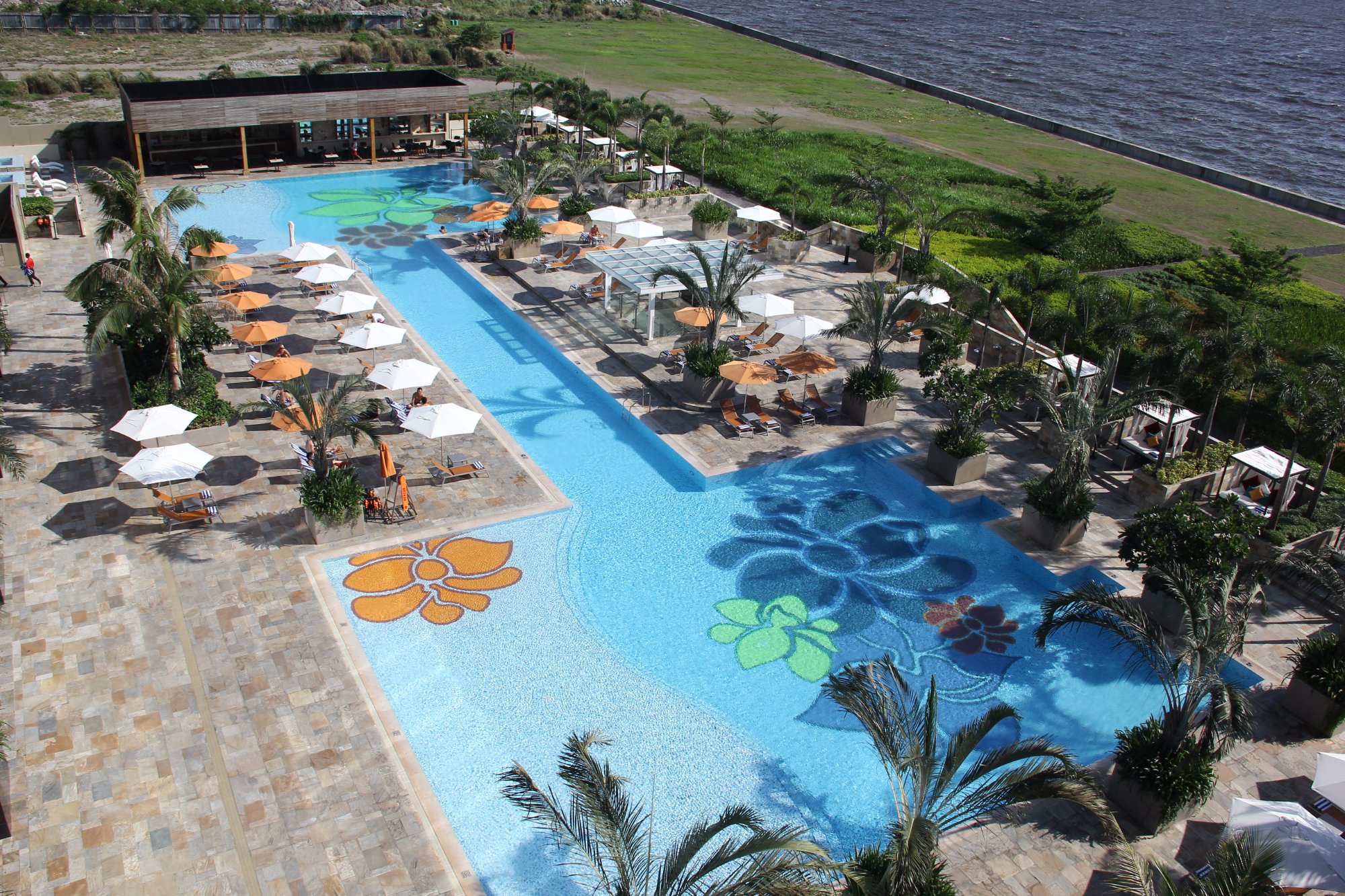 Hotel photo 3 of Solaire Resort & Casino.
