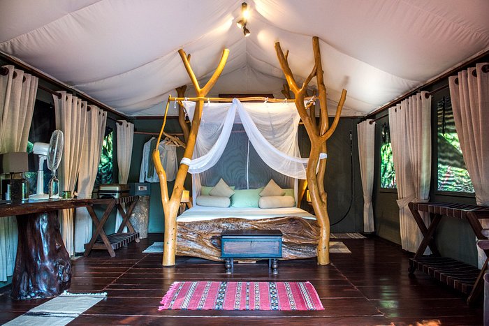 Luxury Lodge Tent