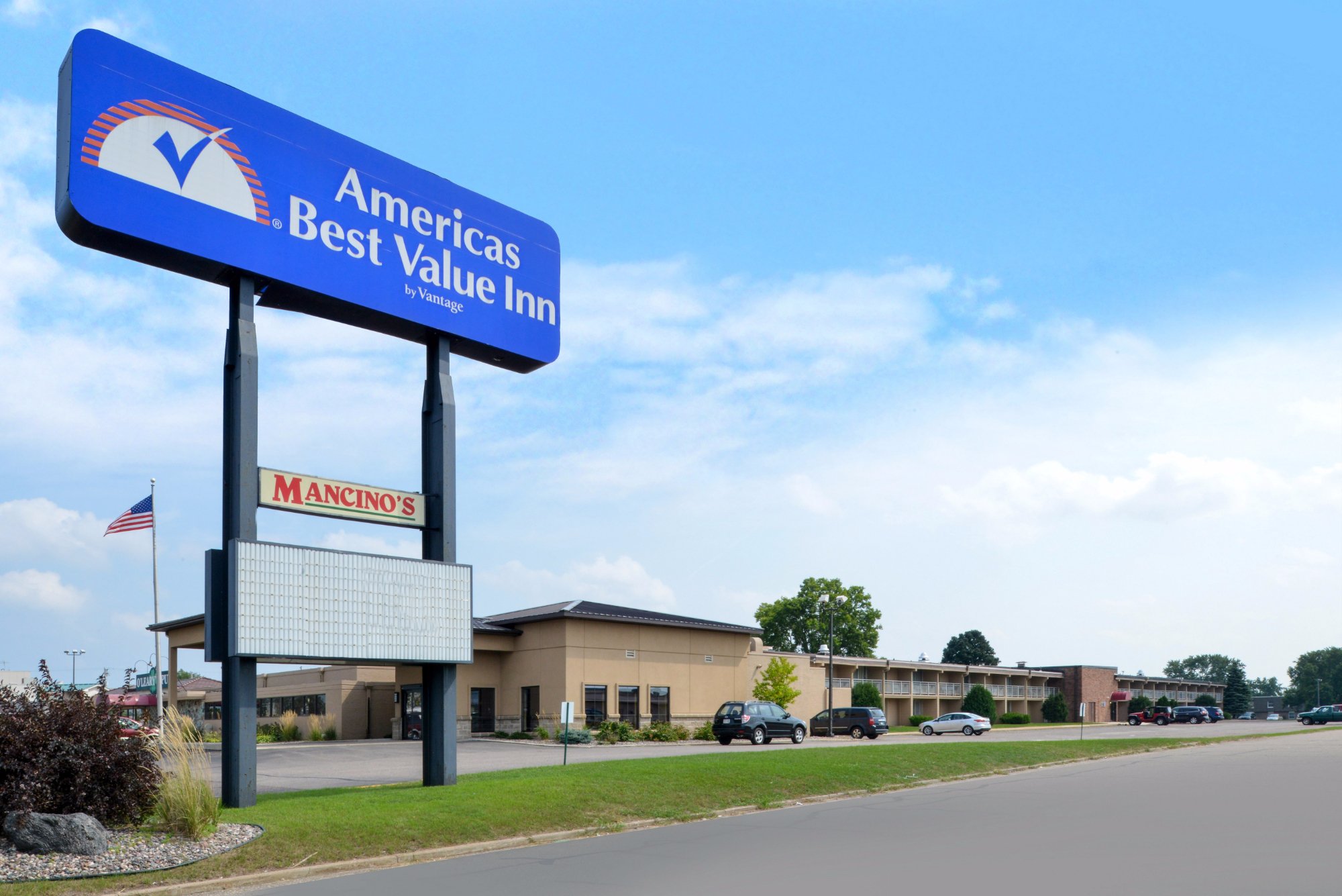 AMERICAS BEST VALUE INN CAMPUS VIEW Hotel Reviews Eau Claire WI