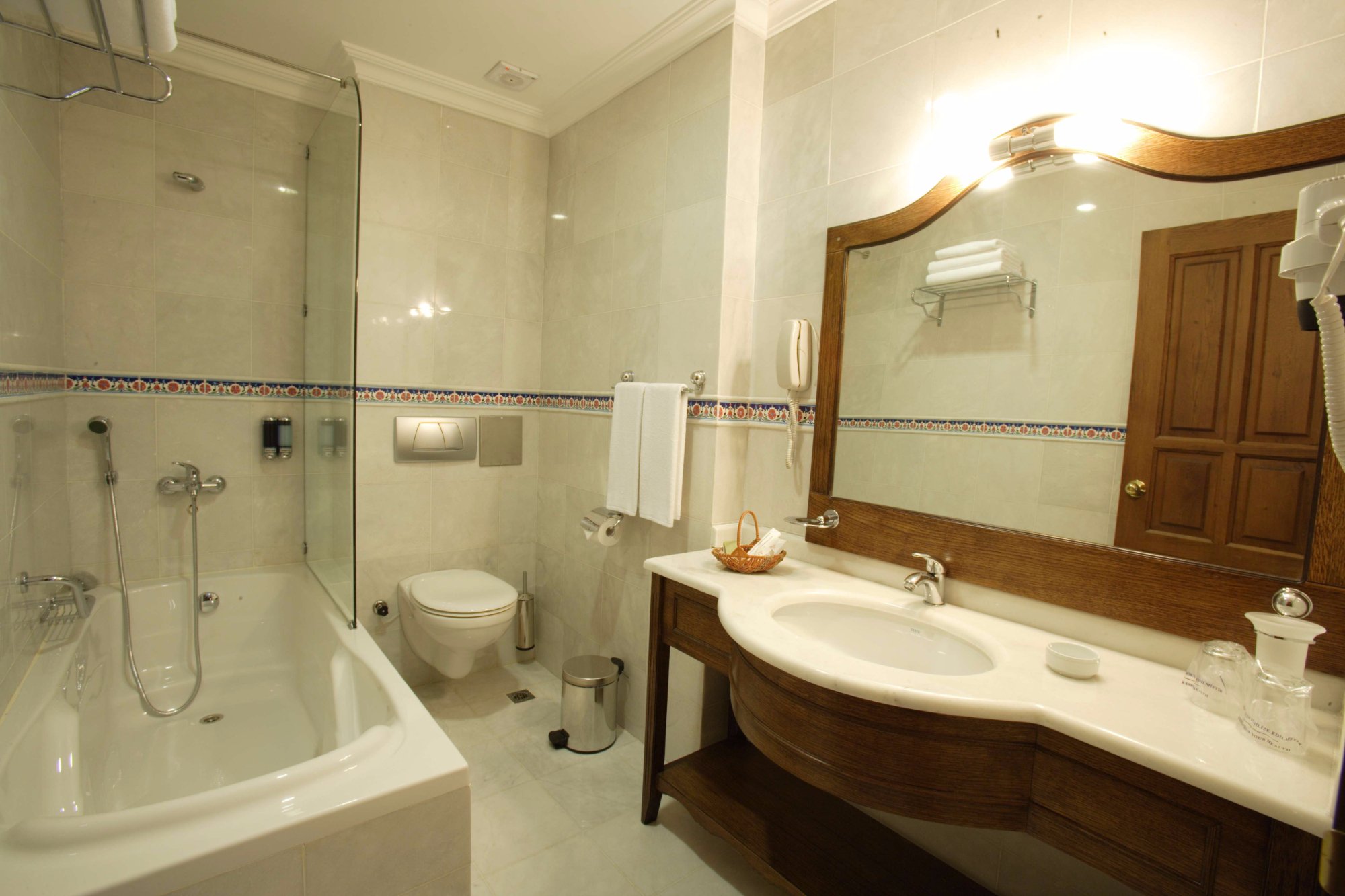 Hotel photo 4 of Sultanhan Hotel.