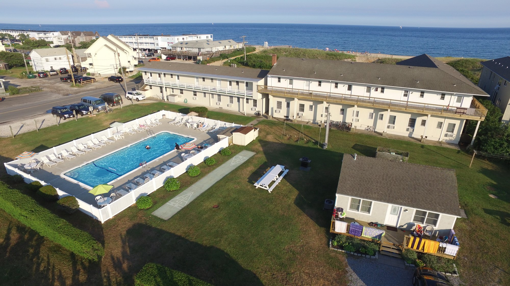 SANDS MOTEL Prices Reviews Montauk NY Tripadvisor   50 Pool Spacious Lawn 