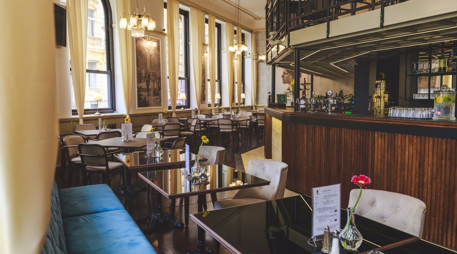 Reštaurácia | Restaurant