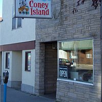 A Thunder Bay Landmark Restaurant, famous with the locals.