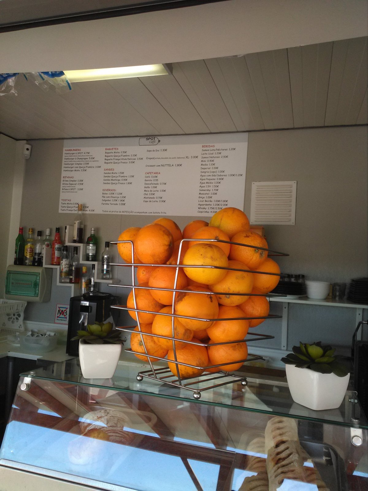 SPOT CAFFE, Sesimbra - Restaurant Reviews & Photos - Tripadvisor