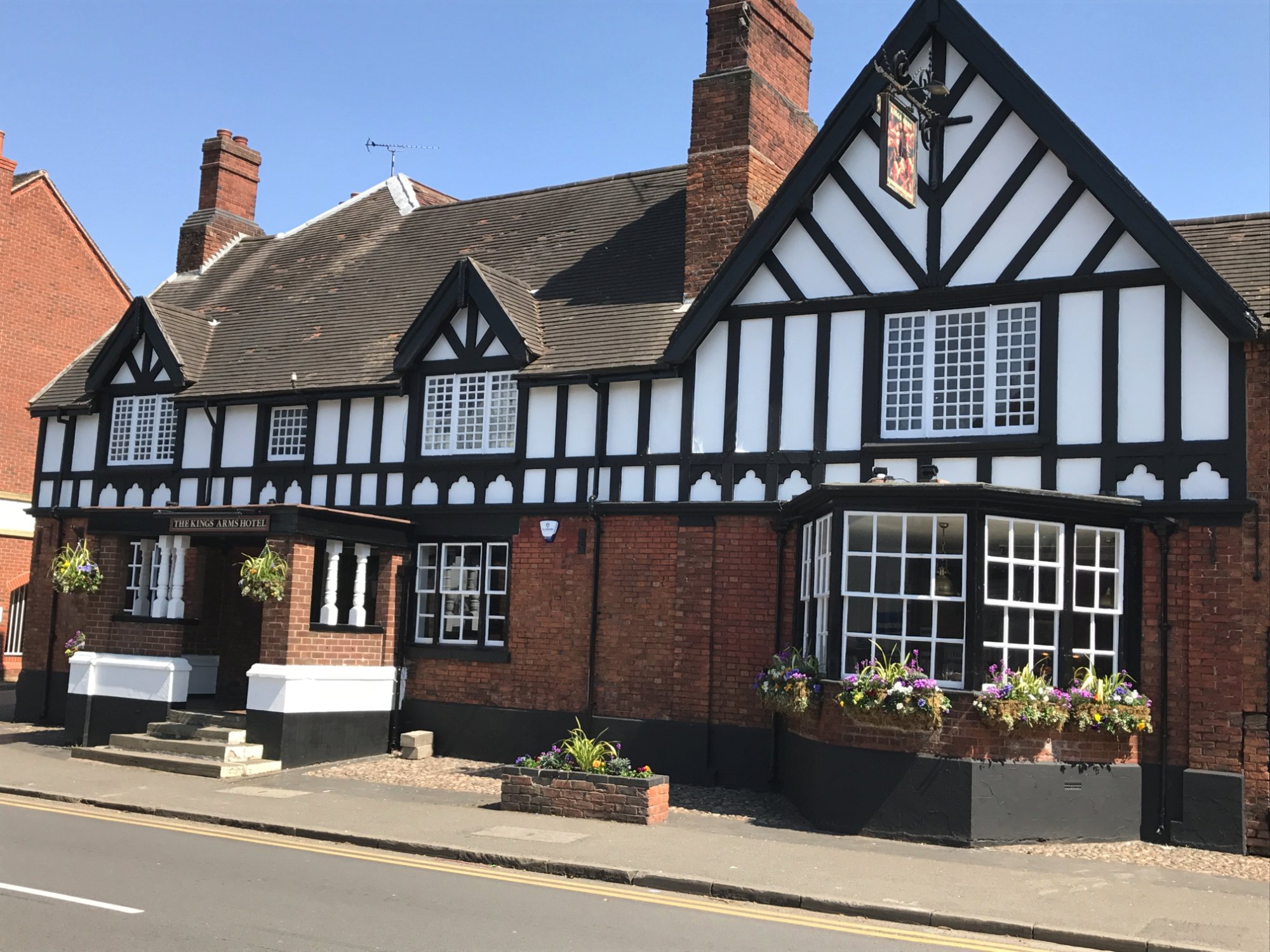 THE KINGS ARMS HOTEL - ECCLESHALL Desde $ 420.233 (Inglaterra ...