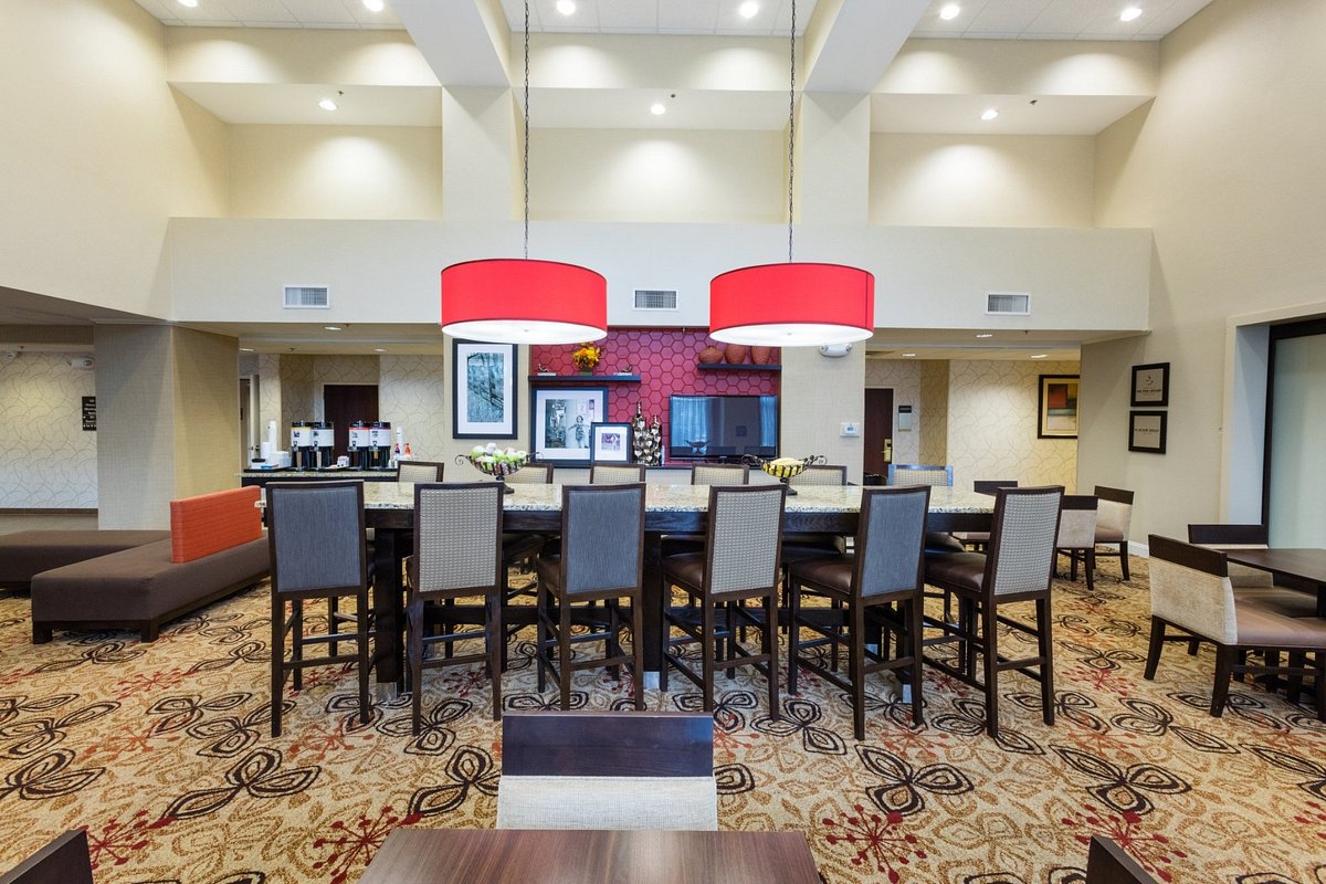 Hampton Inn &amp; Suites Jacksonville-Airport, hotel in Jacksonville