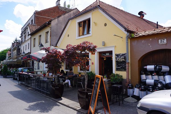 Le Tribute Gin & Tonic - Picture of Wurst Bar, Zagreb - Tripadvisor
