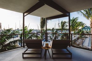 Room & Suite