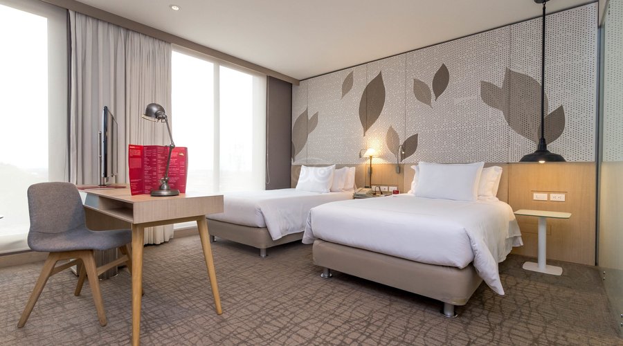 The Twin Room at the NH Collection Royal Terra 100