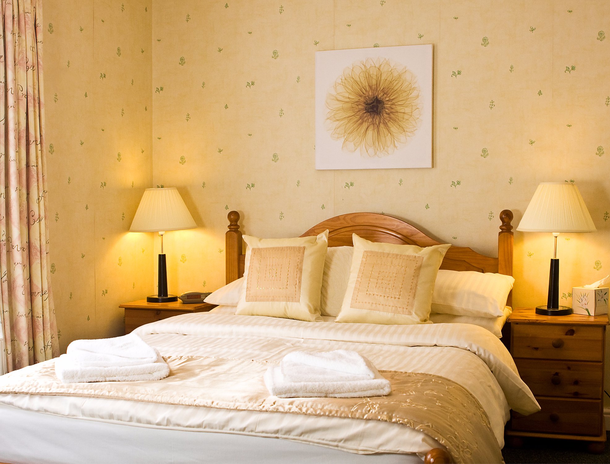 Tor Dean Guest House Parking: Pictures & Reviews - Tripadvisor