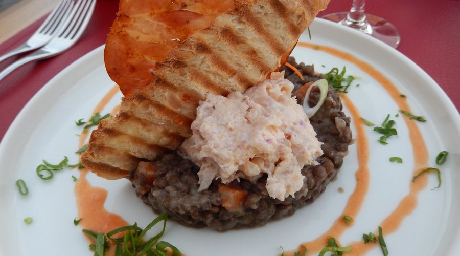 Les lentilles à la mayonnaise de rouget fumé