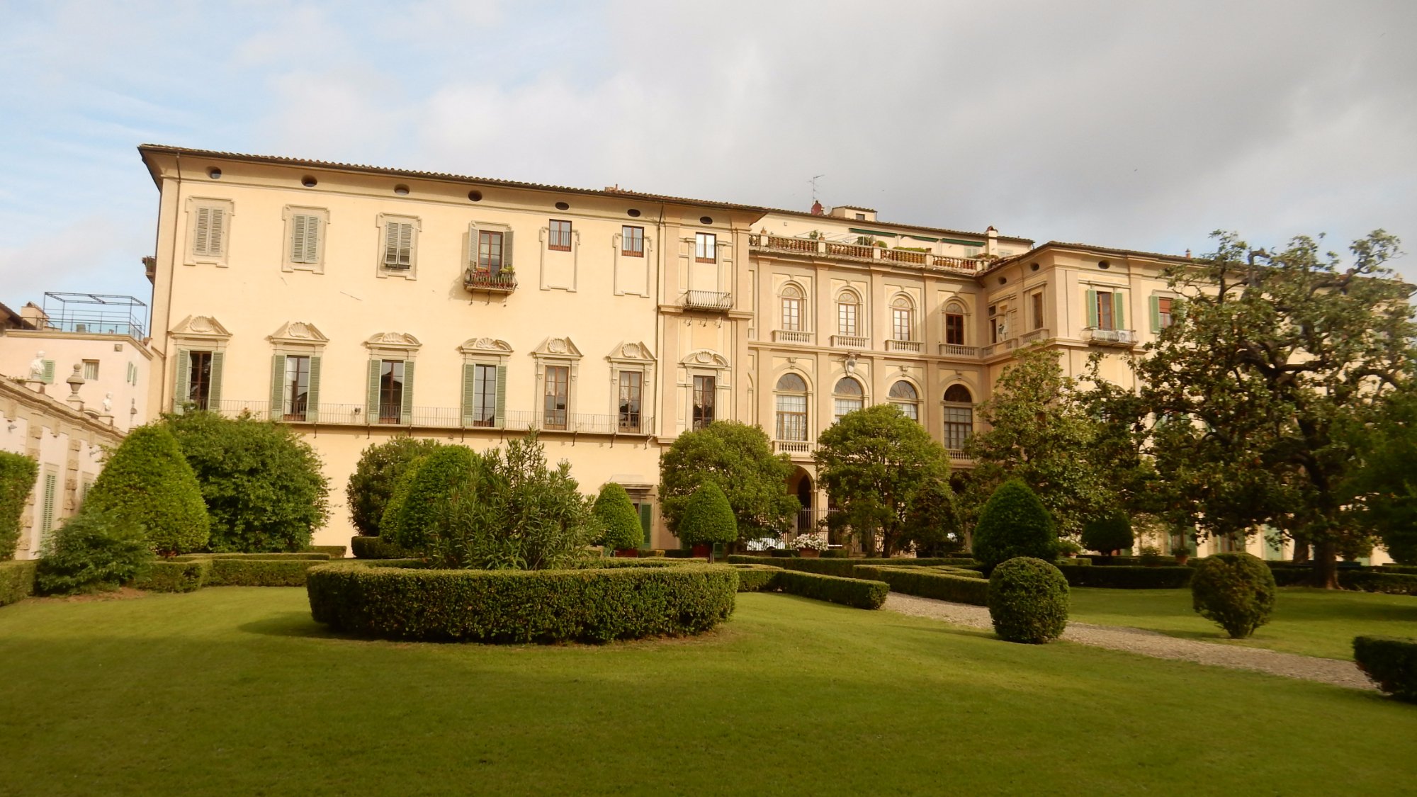 RESIDENZA D'EPOCA HOME IN PALACE - Prices & Hotel Reviews (Florence ...