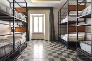 Room & Suite