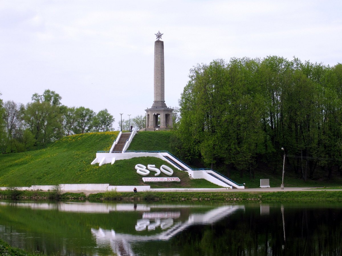 Обелиск Славы, Великие Луки: лучшие советы перед посещением - Tripadvisor