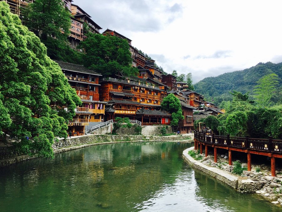YUESHANLAN THEME HOTEL XIJIANG FLAGSHIP Motel Reviews  Leishan County