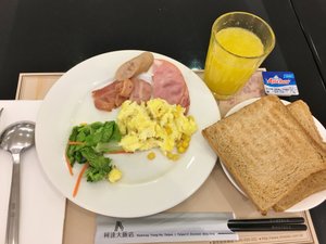 餐飲