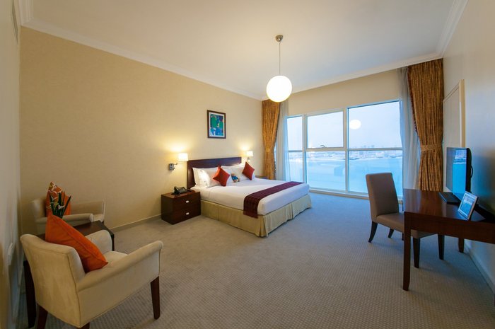 Somerset West Bay Doha Rooms: Pictures & Reviews - Tripadvisor