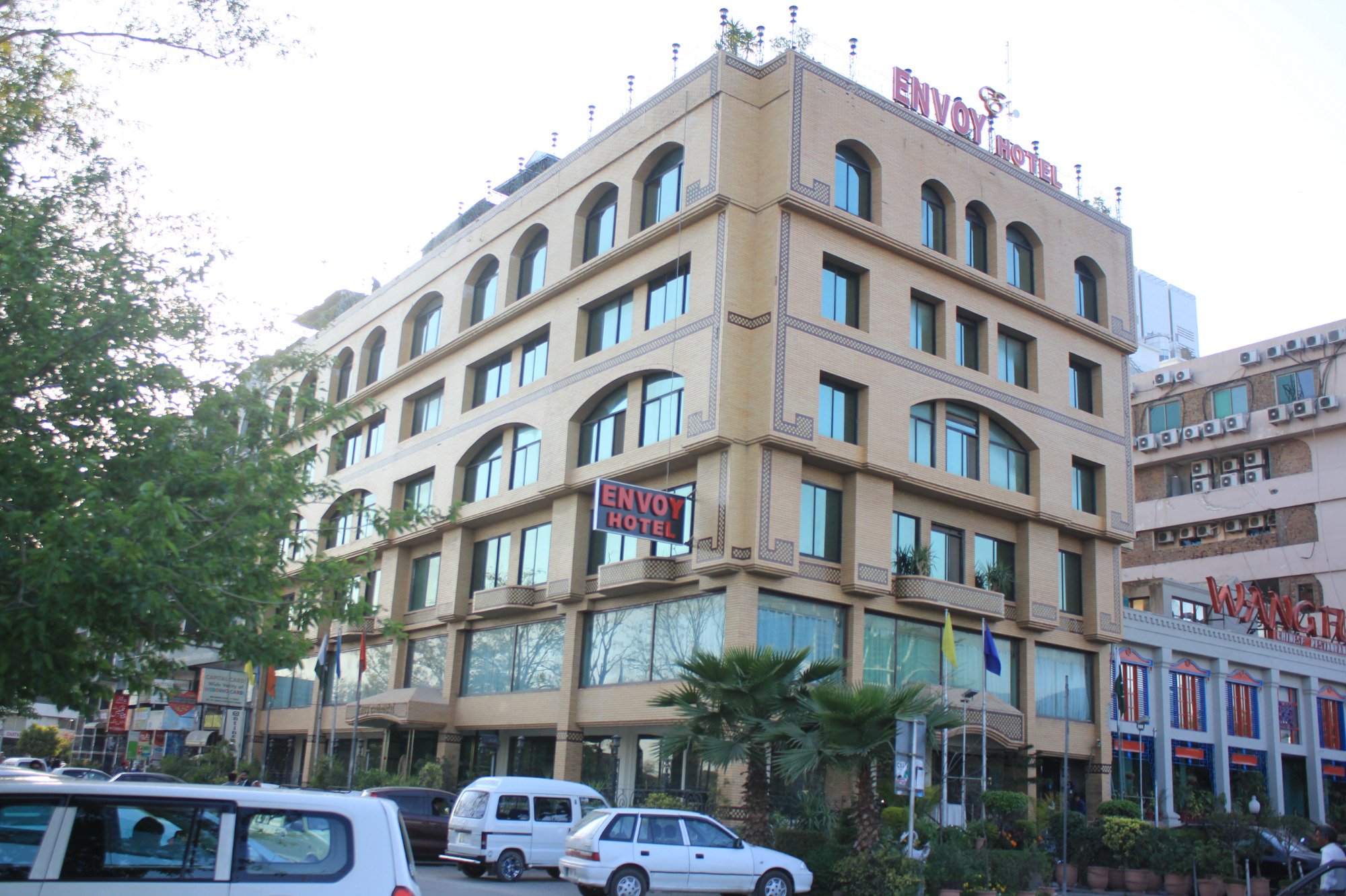 Hotel photo 14 of Envoy Continental Hotel.