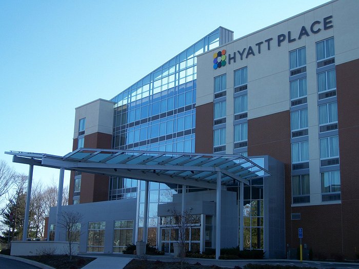 Exterior photo of hotel entrance