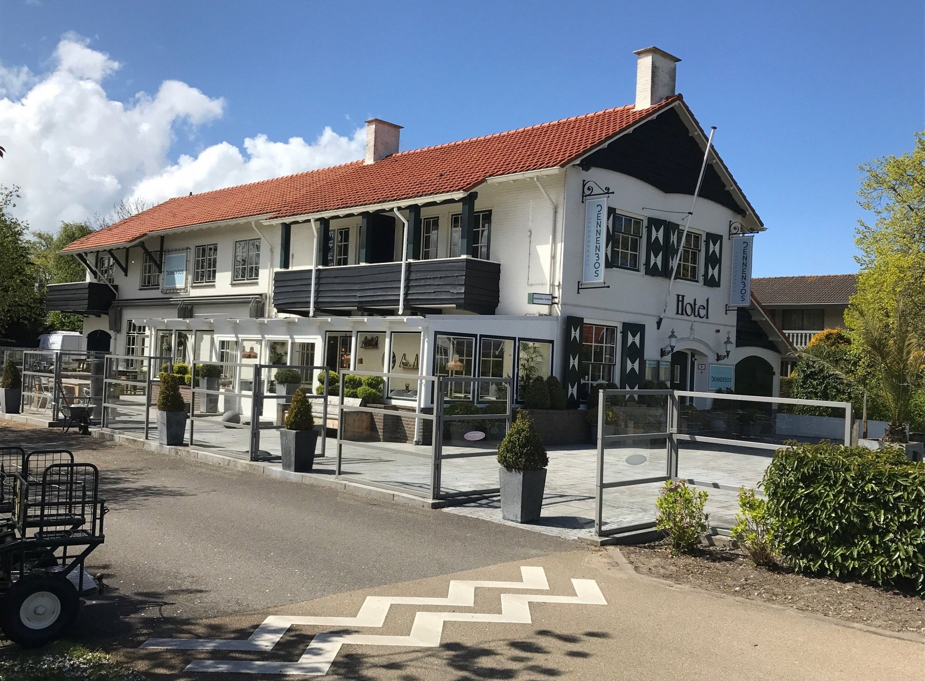 Strandhotel Dennenbos image