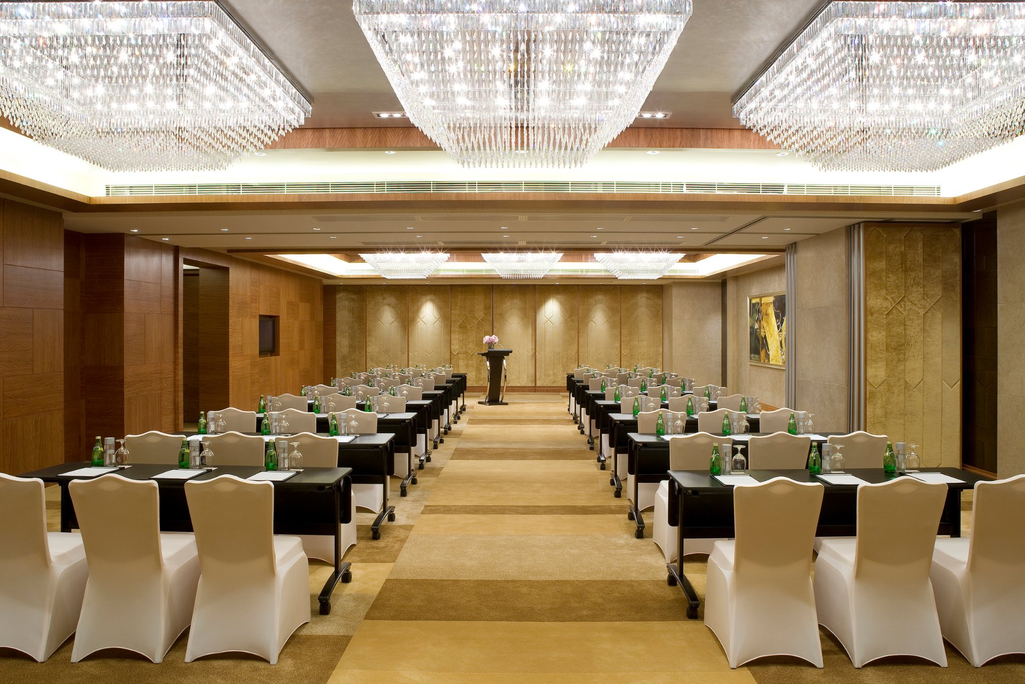 Hotel photo 68 of New World Dalian Hotel.