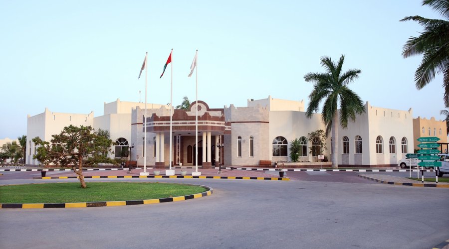 Main building, lobby 