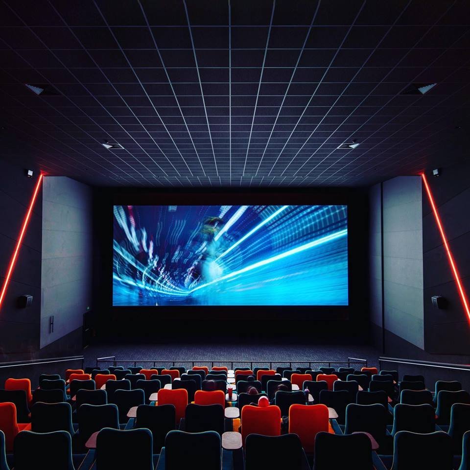 See cinema. Синема Лайт это. Cinema видеофон. Глобальный свет Синема. Light Cinema заставка.