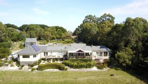 Llarrinda Bed & Breakfast in Foster North