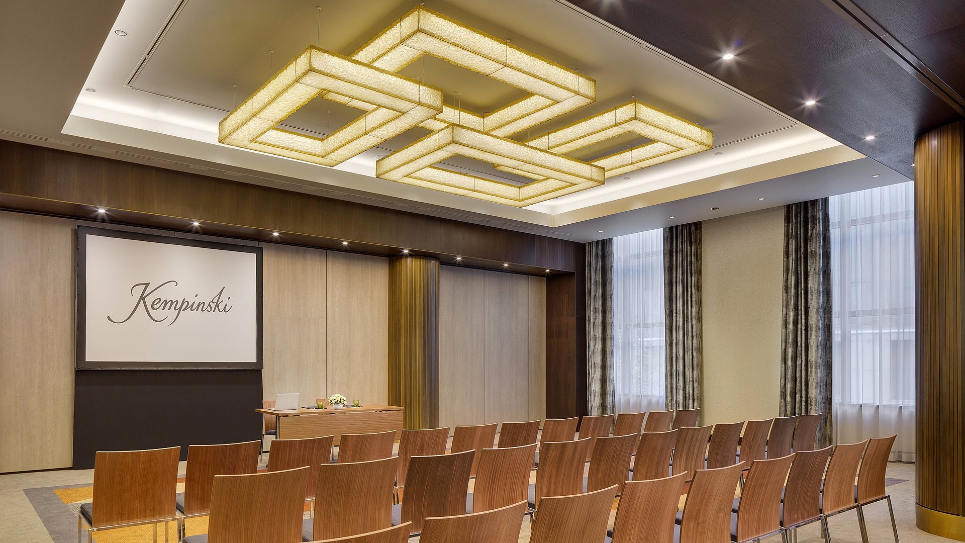 Hotel photo 56 of Kempinski Hotel Corvinus Budapest.