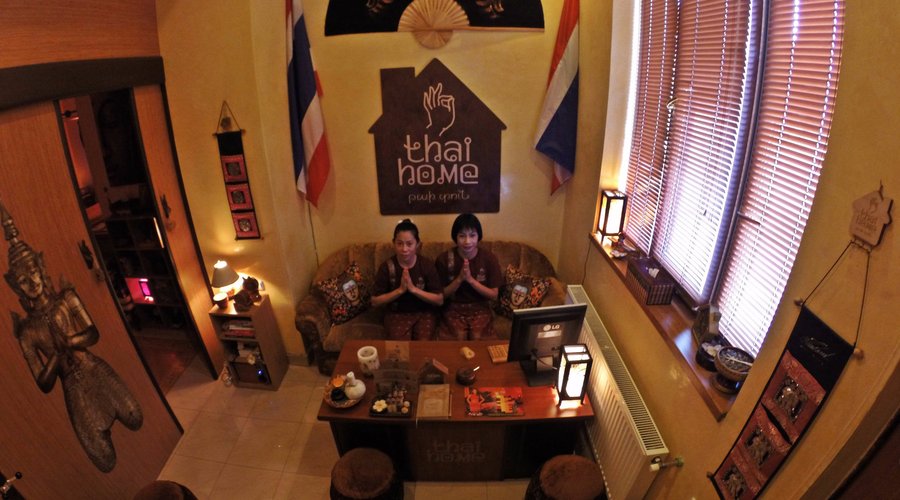 Reception of Thai Home