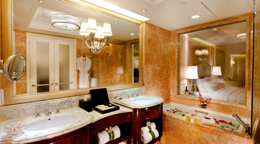 Guestroom's Bathroom 客房浴室