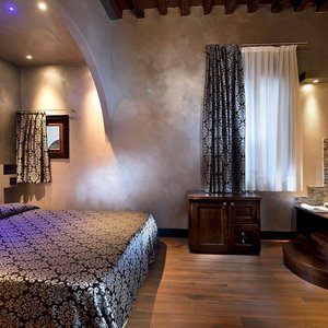 Hotel Abbazia, hotel in Venice