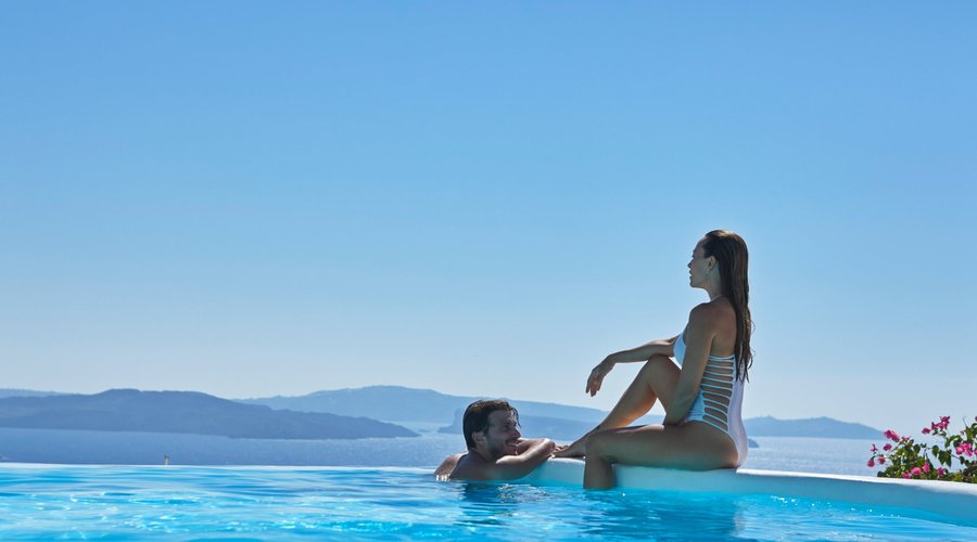 Canaves Oia Hotel - Pool Life