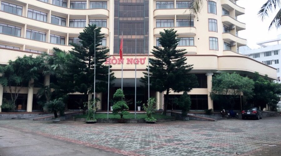 KHÁCH SẠN HÒN NGƯ (Cửa Lò) 