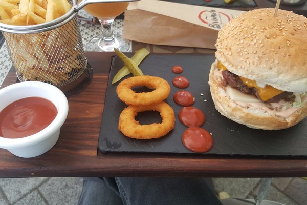 THE 10 BEST Burgers in Caxias Do Sul (Updated December 2023) - Tripadvisor