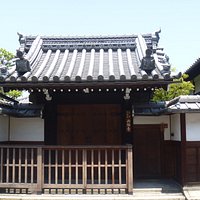 山 門