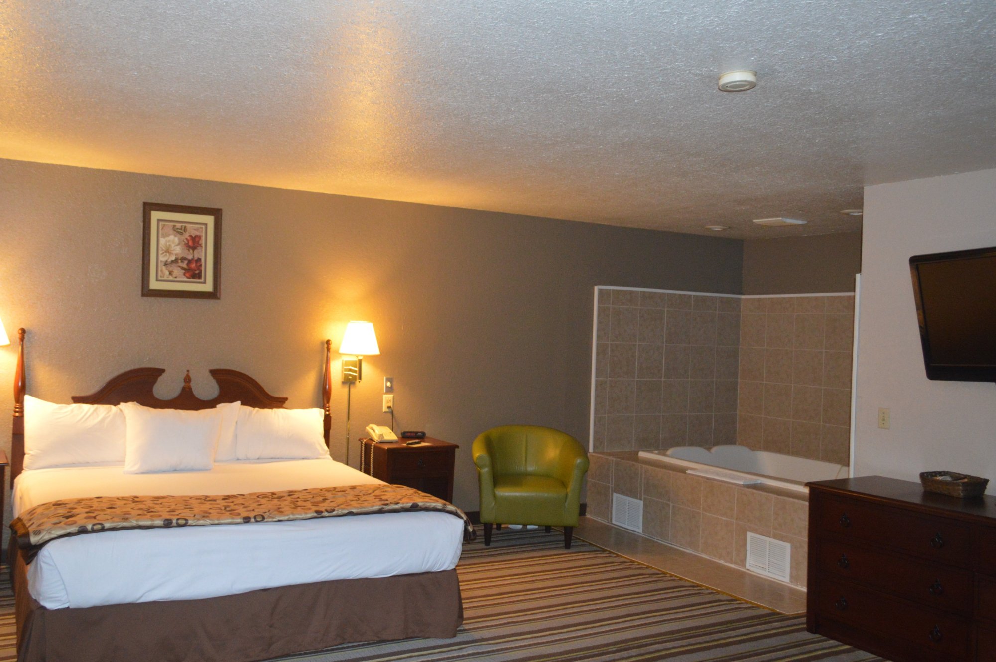 Hotel photo 91 of American Elite Inn Hazard.