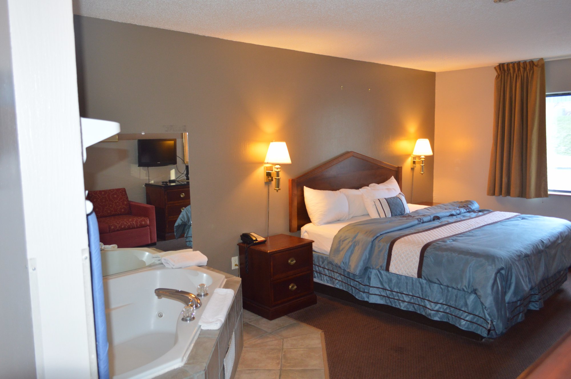 Hotel photo 14 of American Elite Inn Hazard.