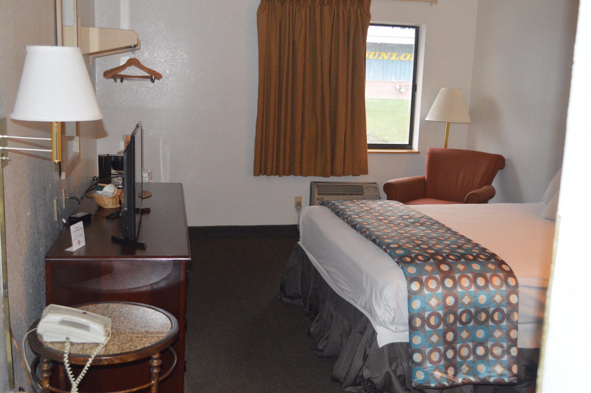 Hotel photo 85 of American Elite Inn Hazard.