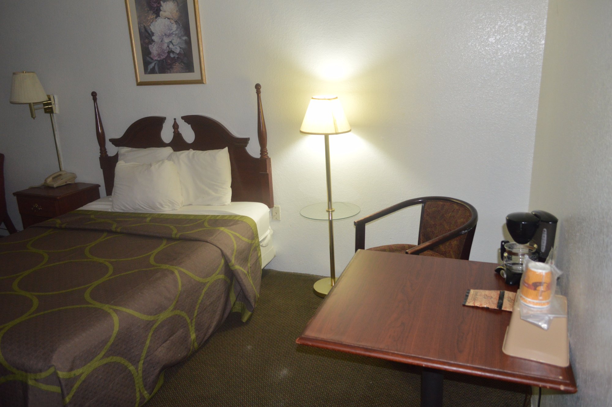Hotel photo 62 of American Elite Inn Hazard.