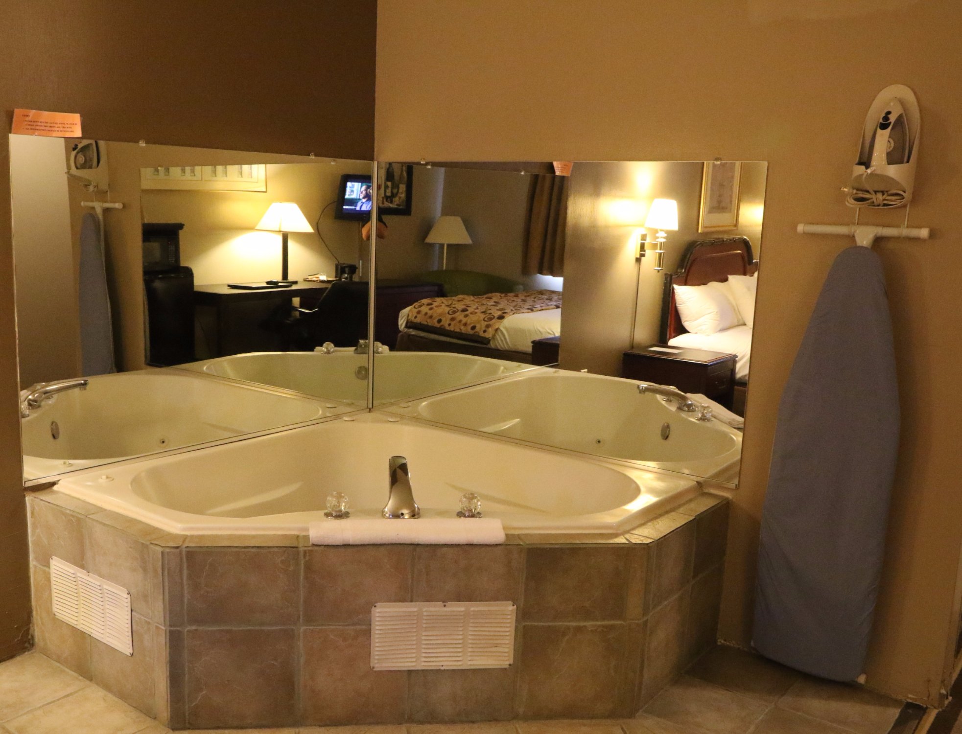 Hotel photo 44 of American Elite Inn Hazard.