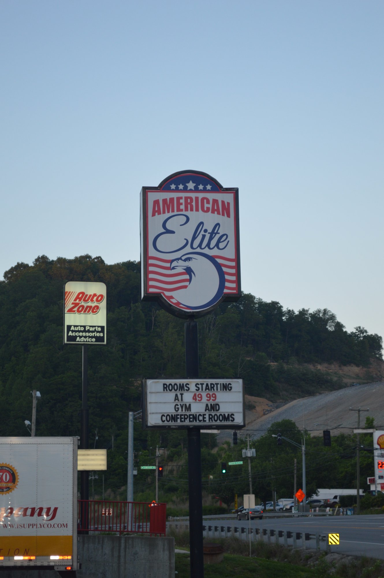 Hotel photo 94 of American Elite Inn Hazard.