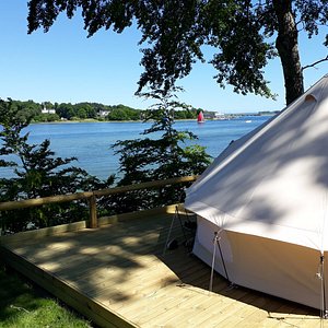 Glamping-telt med dejlig dobbeltseng